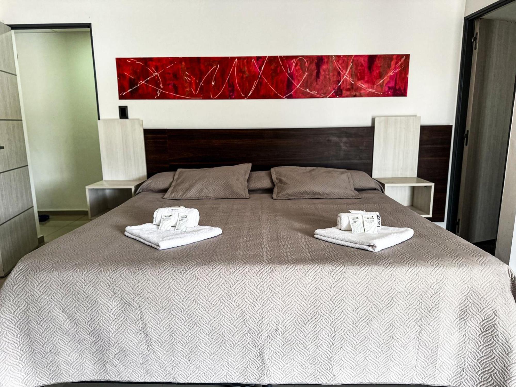 Hotel Golden Ross Villa Carlos Paz Esterno foto