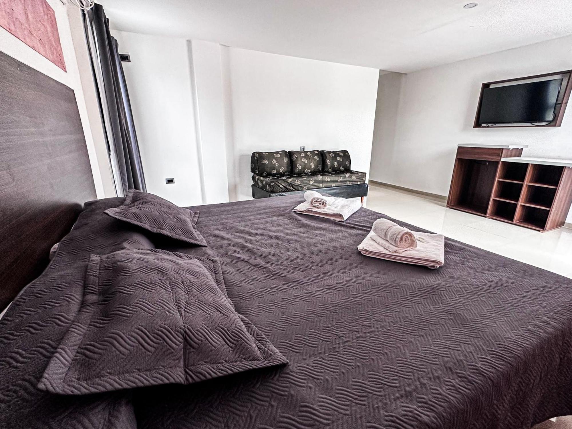 Hotel Golden Ross Villa Carlos Paz Esterno foto