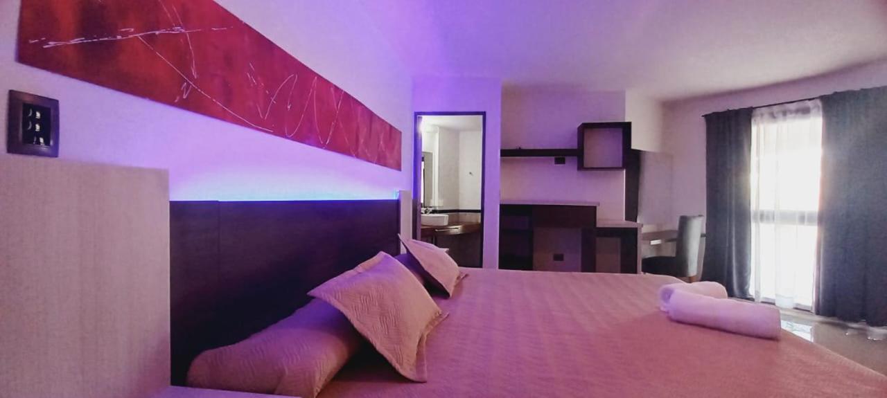 Hotel Golden Ross Villa Carlos Paz Esterno foto